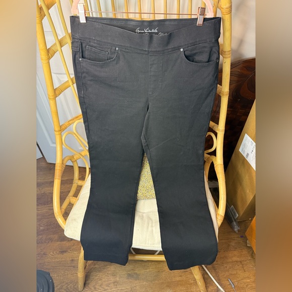 Gloria Vanderbilt Classic Black Denim Pants Size 10 - Picture 1 of 10